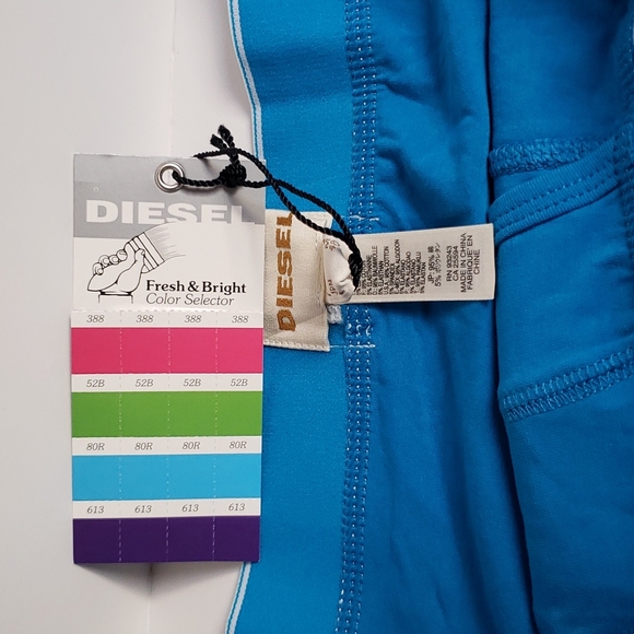 DIESEL BOXER BRIEFS, TURQUOISE COLOR WITH FUN MESSAGES ON THE FRONT & BACK, Med. - Picture 2 of 8